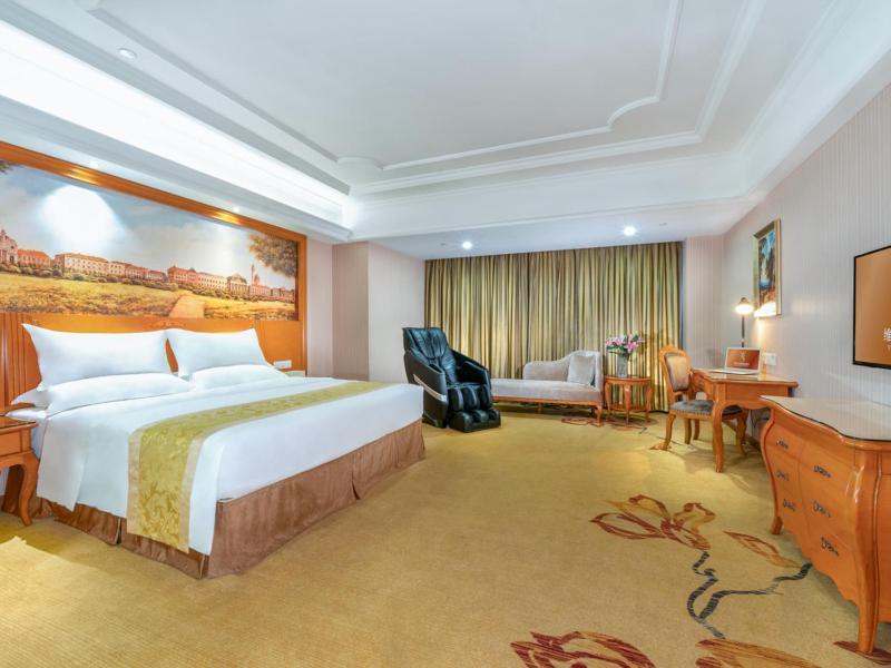 Vienna International Hotel Guigang Hecheng Road Dış mekan fotoğraf