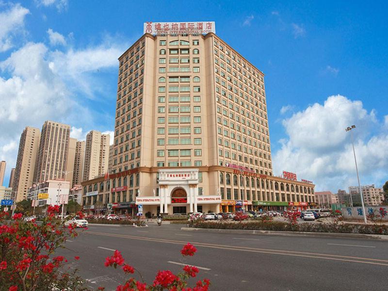 Vienna International Hotel Guigang Hecheng Road Dış mekan fotoğraf